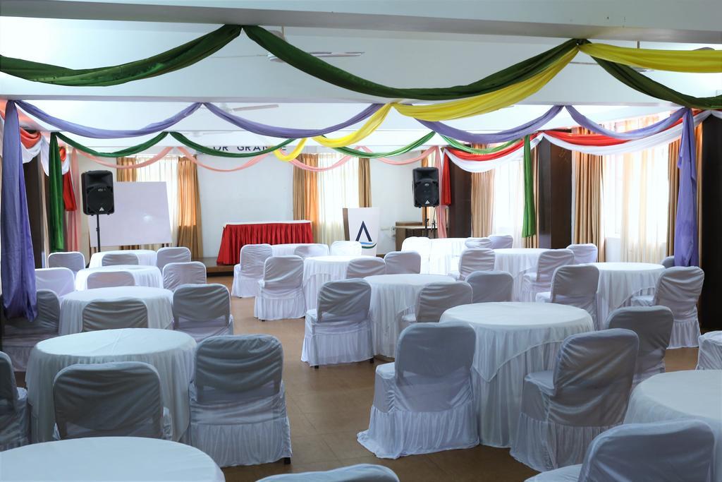 Alor Grande Holiday Resort Candolim Exterior photo