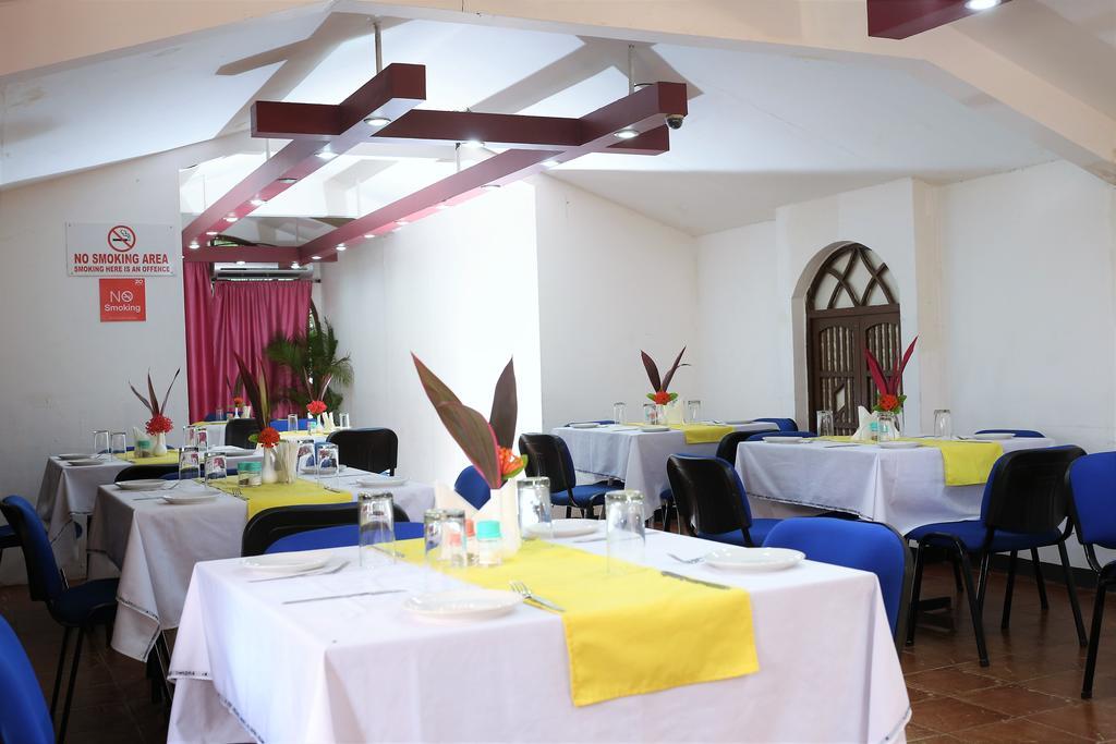 Alor Grande Holiday Resort Candolim Exterior photo